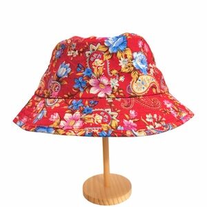 BK Red Floral Paisley Bucket Hat One Size – 100% Cotton Bandana Print NWOT